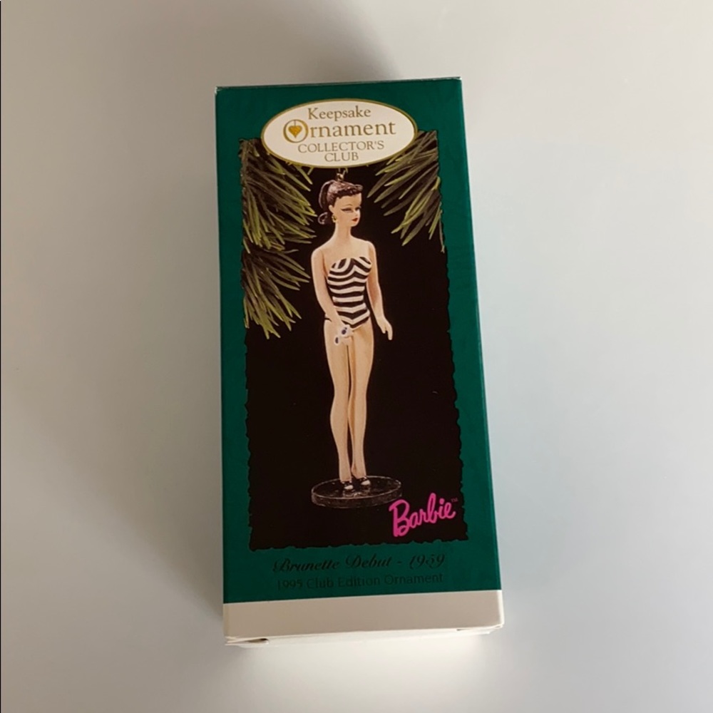 NWT Barbie Brunette Debut 1959 Hallmark Ornament